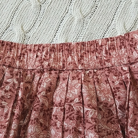 Spell Vibes American Eagle Floral Skirt - Picture 4 of 9
